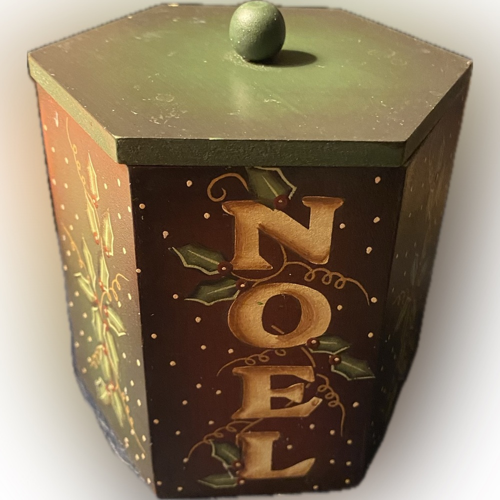 Noel Holiday Hexagon Box - Green and Brown